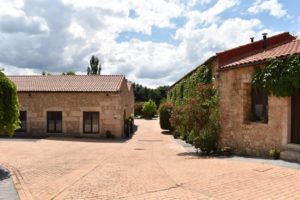 Hotel rural A Velha Fábrica en Sierra de Gata – fachada principal