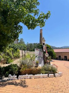 Decoración exterior de boda en el hotel rural A Velha Fábrica Sierra de Gata