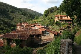 Robledillo de Gata, pueblo con encanto en Sierra de Gata